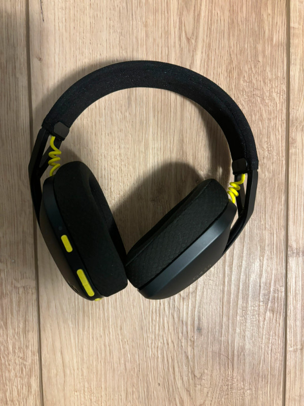 LOGITECH G435 Wireless Gaming Headset - Black *NEW* in Speakers, Headsets & Mics in Ottawa - Image 4