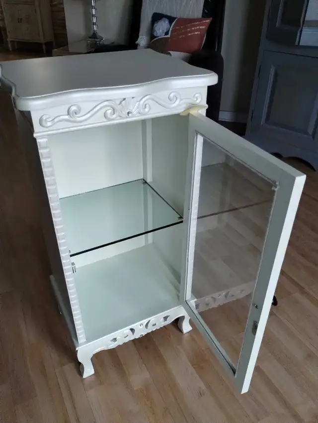 Meuble d'appoint in Hutches & Display Cabinets in Laval / North Shore - Image 4