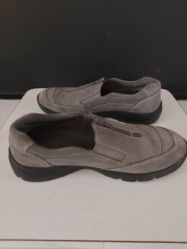 WOMEN'S DR. SCHOLL'S CASUAL SHOES SIZE 8.5W in Women's - Shoes in St. Catharines - Image 3
