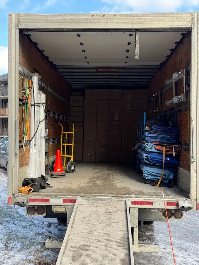 Transport moving services 414910607933450242