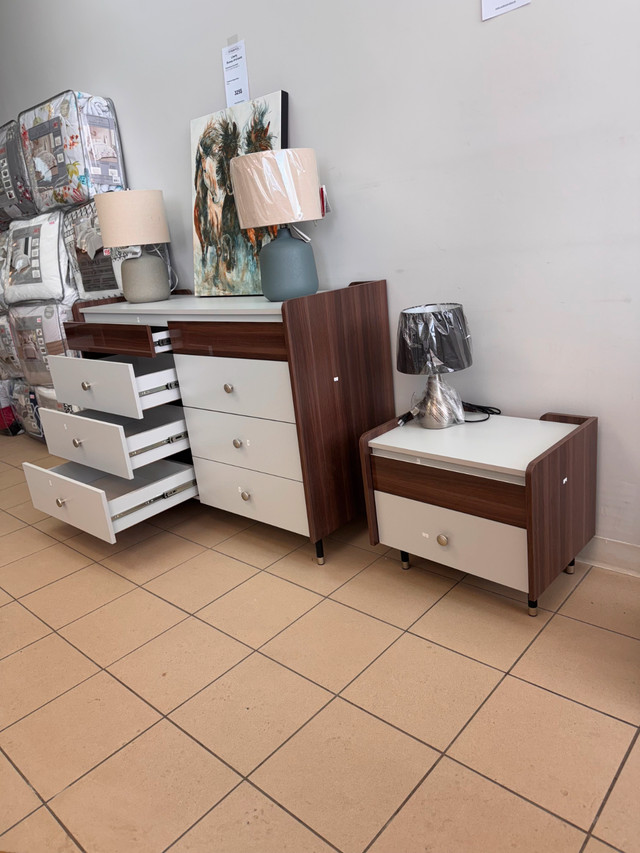 Commode Liberty 8 tiroirs dans Commodes et armoires  à Ville de Québec - Image 2