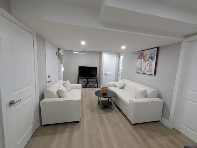 Private furnished room for rent in Mississauga