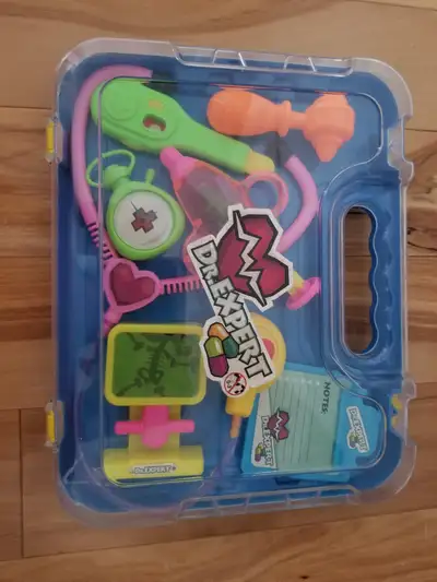 Trousse de médecin pour enfant, View more