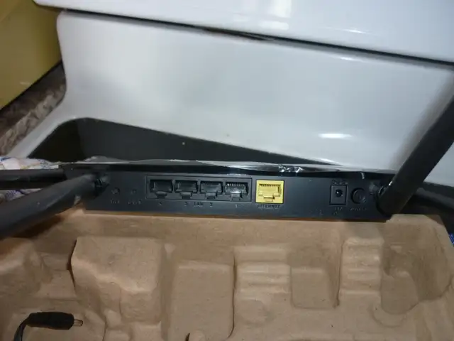 New D-Link DIR-1260 router65561400731521122