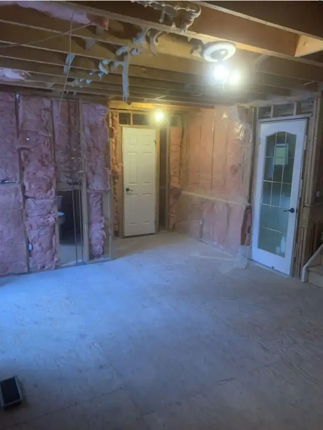 Demolition and Junk Removal in Other in Kitchener / Waterloo - Image 8