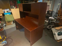 GREAT DESK! MUST GO LIMITED STOCK!!