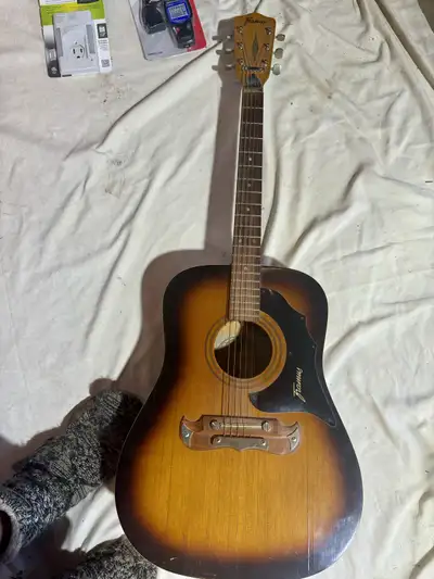Framus Texan Sunburst 1960’s Guitar, View more