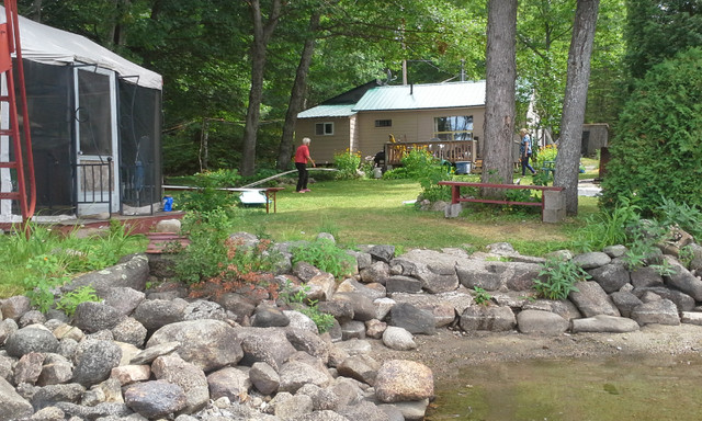 LAKEFRONT COTTAGE ON QUIET LAKE - Ontario East in Ontario - Image 4