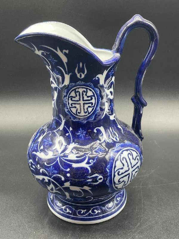 Looking for Blue & White Bombay Vases or Bowls in Arts & Collectibles in City of Halifax - Image 2