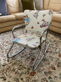 Chaise Bercante Antique | Achetez ou vendez des chaises et fauteuils dans  Longueuil/Rive Sud | Petites annonces de Kijiji