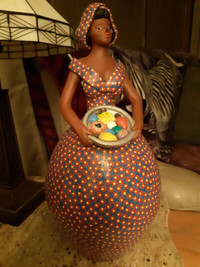 FIRST $95 TAKES IT ~ Pottery African American Lady by Leonildo