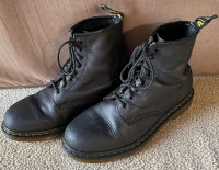 Men’s Dr. Martens 1460 Leather Boots
