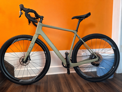Vélo Gravel/hybride Carbone, View more