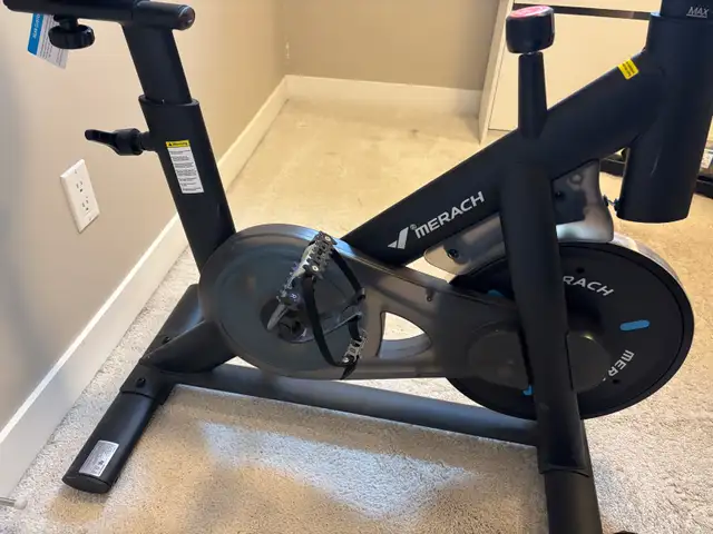 Stationary Bike484540713178255362