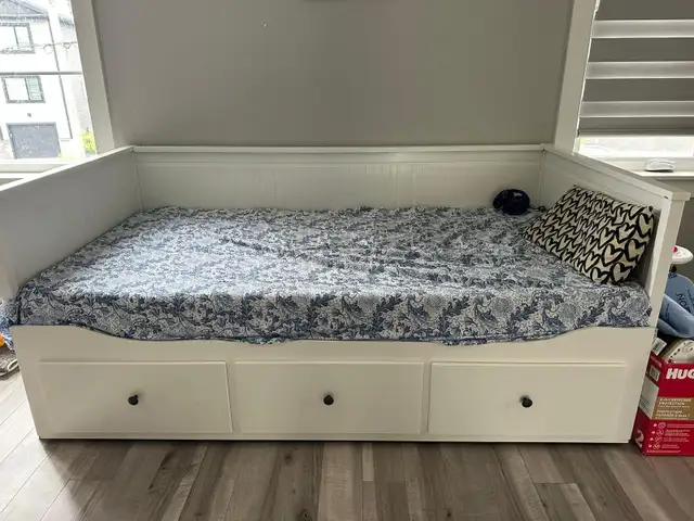 Selling Twin bed with Mattress  in Beds & Mattresses in City of Halifax - Image 2