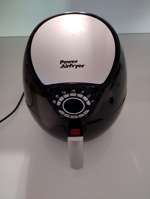 Cheap Air fryer right at your door! Microwaves & Cookers Calgary