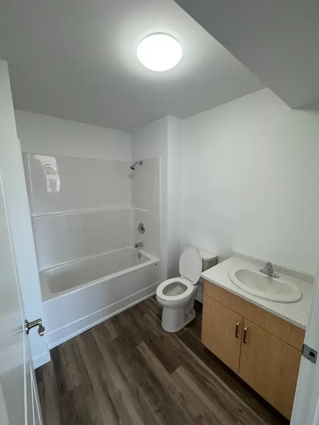 For April 1st - 2 Bedroom Apartment For Rent in Long Term Rentals in Cape Breton - Image 3