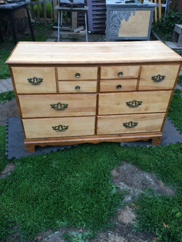 6 drawer maple dresser just refurbished Dressers & Wardrobes