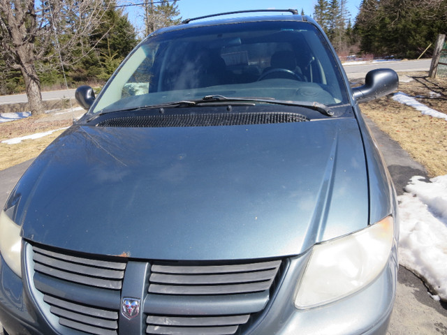 Dodge caravan à vendre dans Autos et camions  à Sherbrooke - Image 3