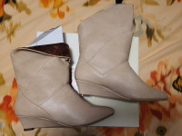 B.A.I.T boots size 8