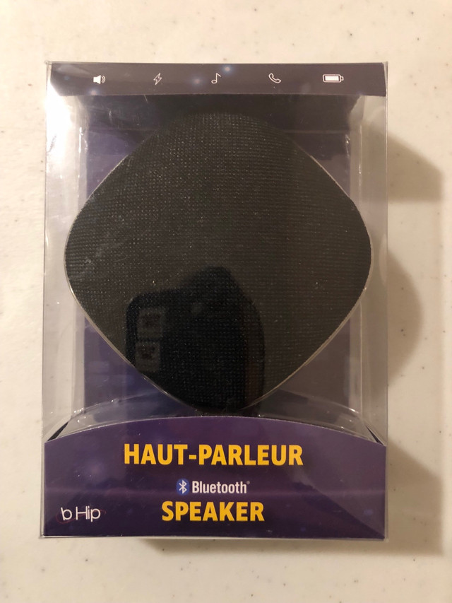 Portable Bluetooth Speaker (Brand New) in Speakers in Ottawa