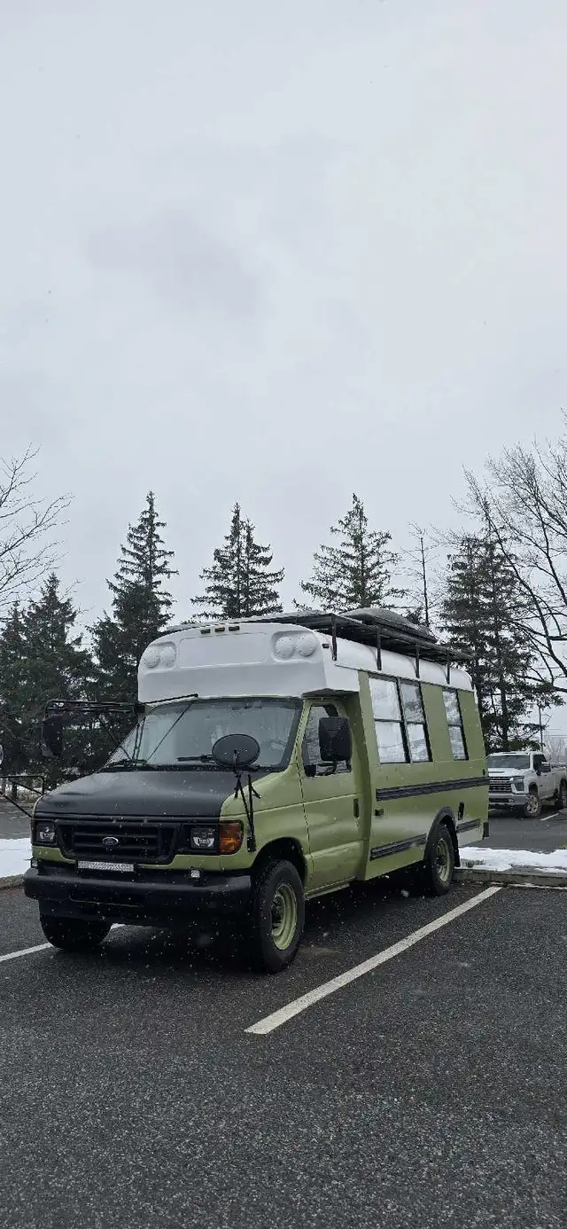 skoolie vr vanlife in RVs & Motorhomes in Longueuil / South Shore - Image 7