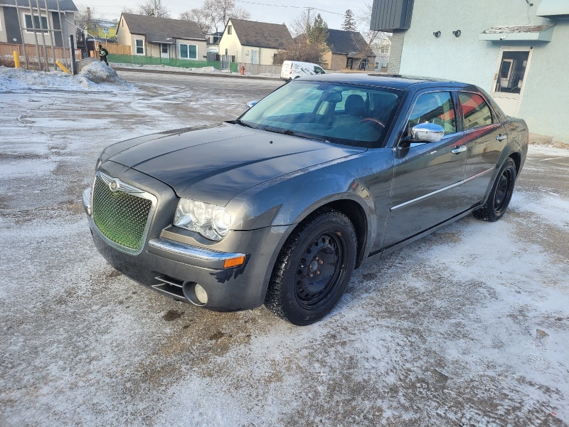 2009 Chrysler 300 Cars & Trucks Winnipeg Kijiji
