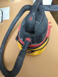 Wet/dry vacuum and blower