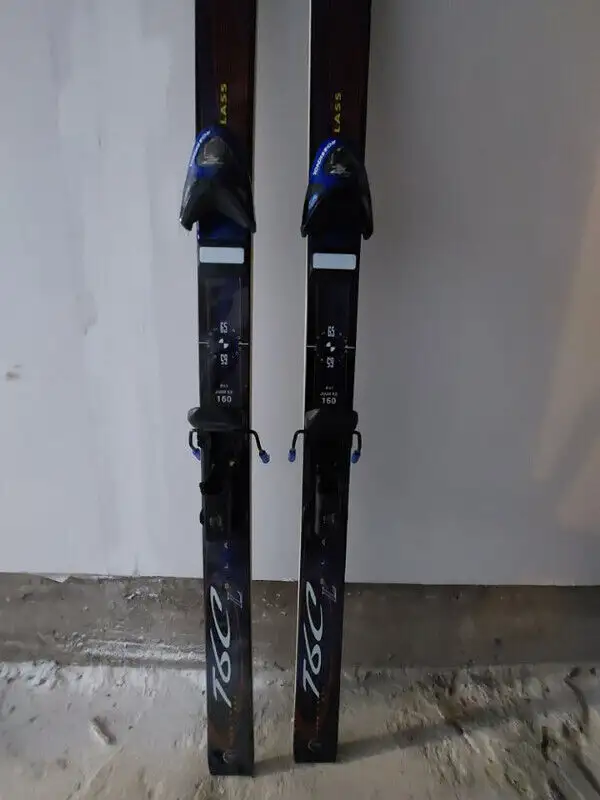 Skis alpin Rossignol et bottes- Rossignol downhill skis & boots in Ski in West Island - Image 4