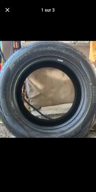 Bonjour. Pneus Pirelli Scorpion ATR à vendre. 275 / 60 R20. Les pneus sont comme neufs. Étaient sur...
