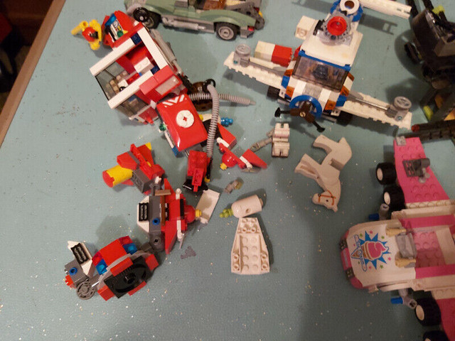 ASSORTED LEGO SETS in Toys & Games in Hamilton - Image 4