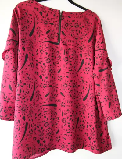 LAURA BRAND SHIRT Red Shirt with detail on the sleeves and short zipper in the back ( Size 1X)WORN O...