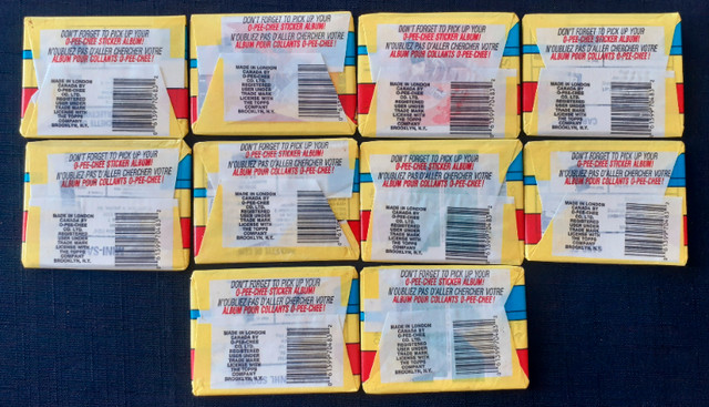 Lot de 10 paquets de collants 1989-90 O-Pee-Chee Hockey stickers in Arts & Collectibles in Laval / North Shore - Image 2