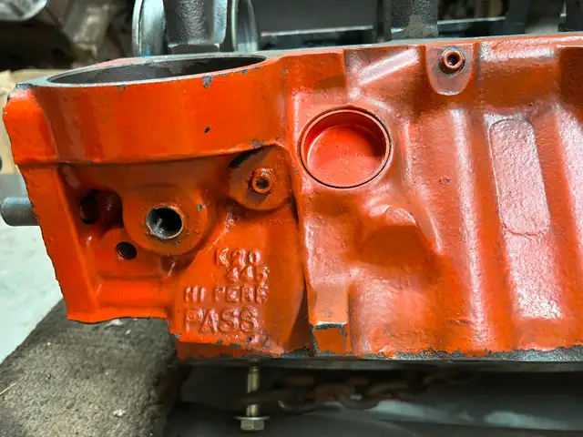 Gm bowtie block in Engine & Engine Parts in Markham / York Region - Image 4