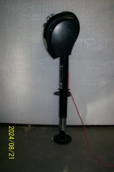 3500# FIC universal mount electric tongue jack. Just connect to your RV battery. Excellent condition...