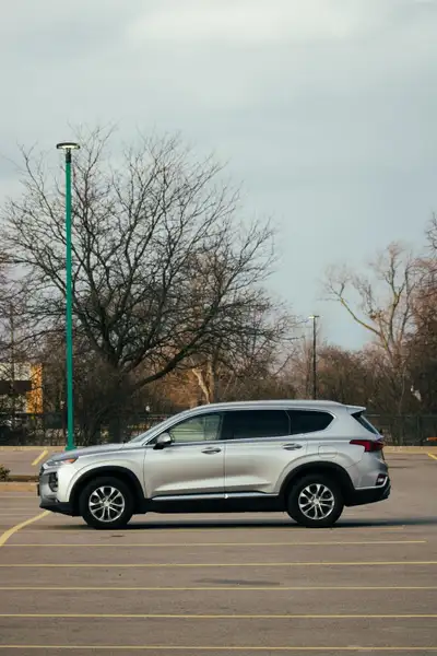 For sale: 2020 Hyundai Santa Fe Essential AWD Safety Package This well-maintained 2020 Hyundai Santa...