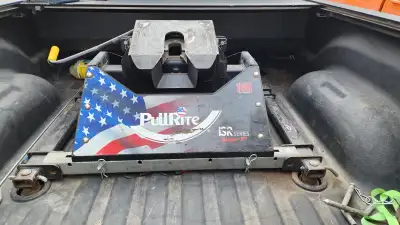 Pullrite 16000lb fifth wheel, fits 2018 to 2022 ram 2500 or 1500. Everything included to install. As...