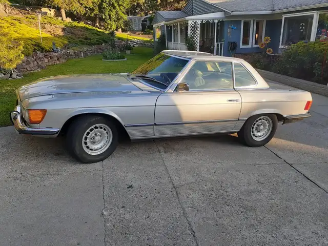 1973 Mercedes Benz 450 SL in Classic Cars in Vernon - Image 3