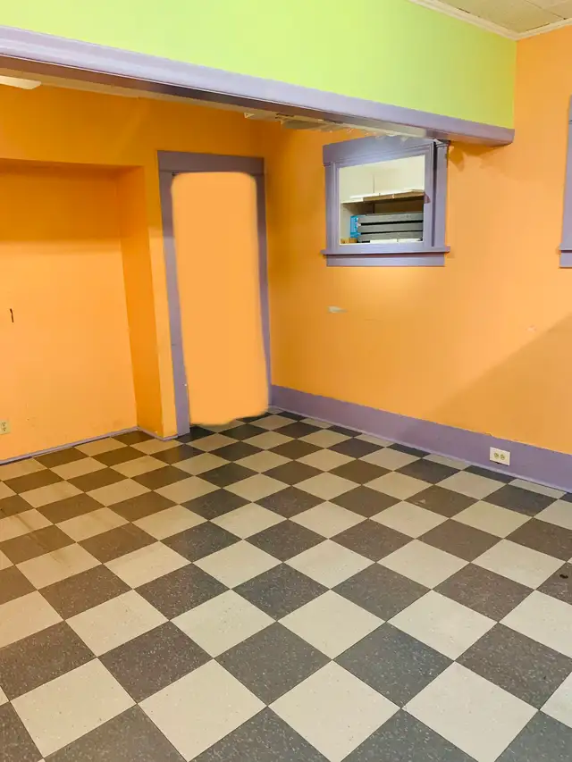PRIME ANNEX RETAIL WITH PATIO SPACE FOR LEASE in Commercial & Office Space for Rent in City of Toronto - Image 7