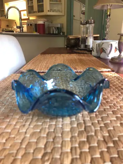 MCM Blue Hand Blown Art Glass Dish With Control Bubbles & Wavy Edges 5 1/2”diameter x 2 3/4”h Follow...