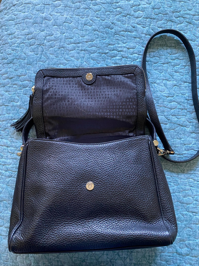 Kate Spade Crossbody Bag with Wallet  in Women's - Bags & Wallets in St. Catharines - Image 3