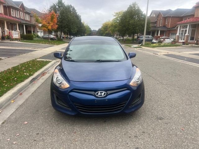 2013 Hyundai Elantra in Cars & Trucks in Barrie - Image 4