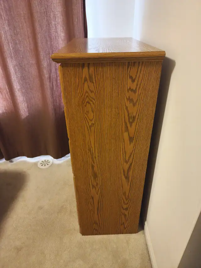 Solid 5-Drawer Chest – Oak Finish | Classic & Durable! in Dressers & Wardrobes in Oakville / Halton Region - Image 3