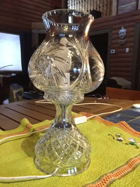 PINWHEEL CRYSTAL LAMP BOUGHT IN PRAGUE. UNIQUE EXCELLENT 2 PCS in Indoor Lighting & Fans in City of Montréal - Image 3