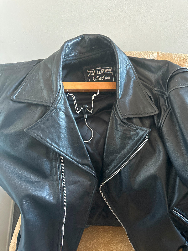 Men’s XL Italian Leather Collection (USA) Black in Men's in Oshawa / Durham Region - Image 2