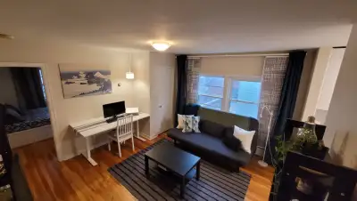 Have furnished rooms with IKEA furnishings available to sublet in female and male shared accommodati...