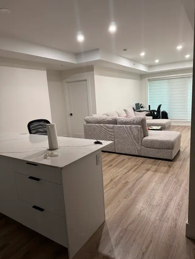 1bed,1bath available in a 2bed, 2 bath apartment in Dartmouth in Room Rentals & Roommates in Dartmouth - Image 3