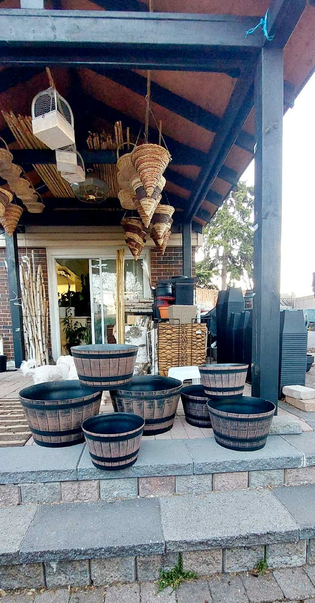 BRAND NEW BARREL PLANTERS .4 sizes available.  $15and up  in Patio & Garden Furniture in Mississauga / Peel Region - Image 2
