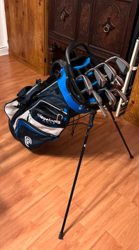 SIM2 MAX iron set with Cleveland Wedge and Stand Bag