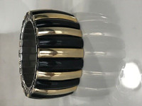 BRACELET BLACK WITH GOLD BEAUTIFUL CHUNKY STYLE